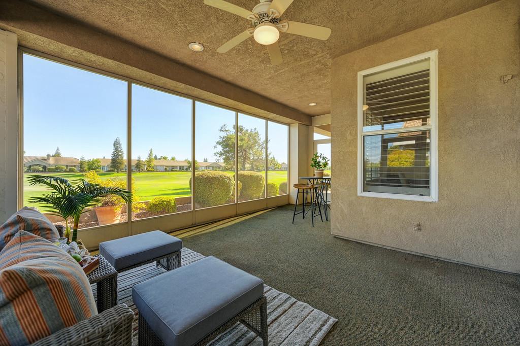 7552 School House Lane