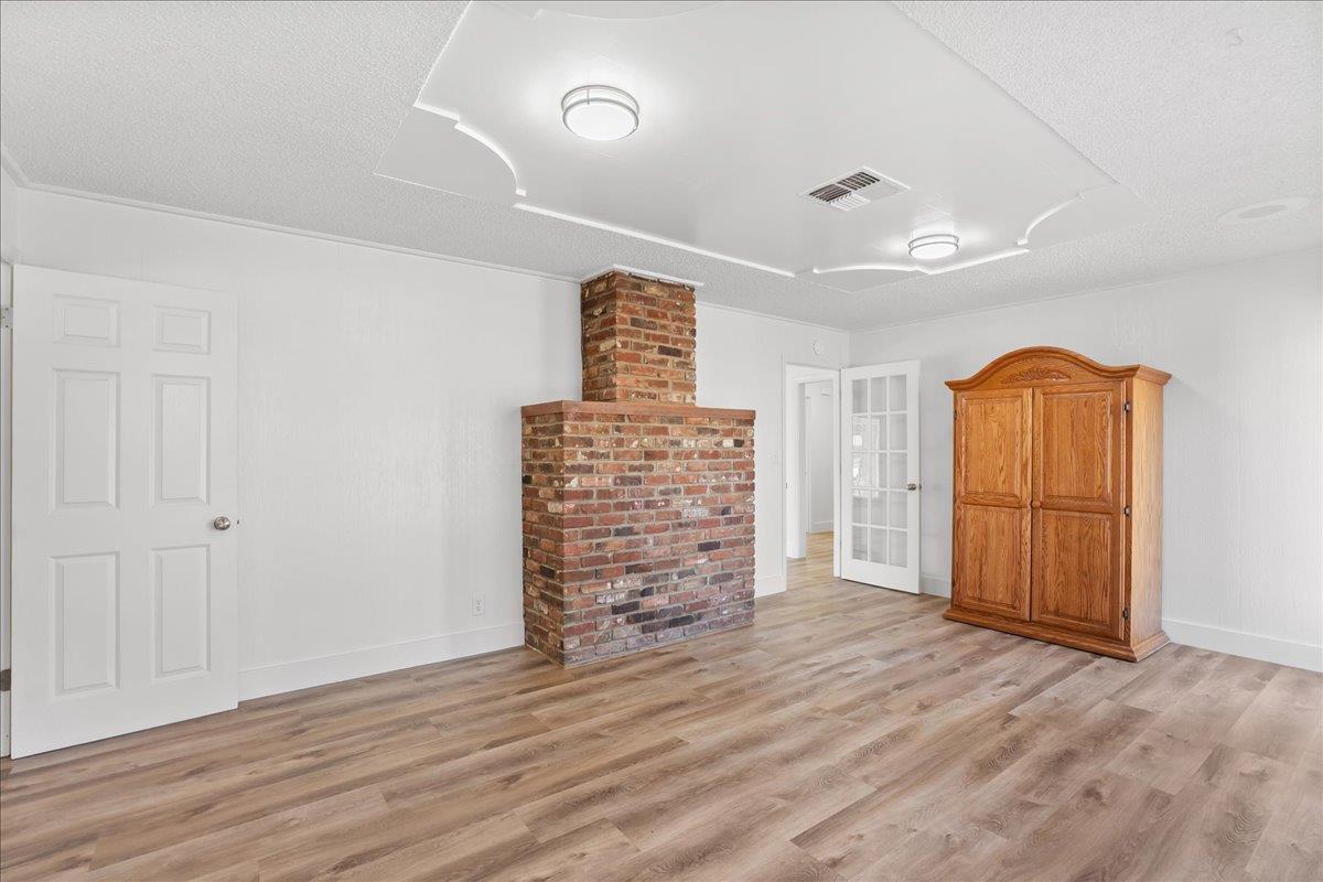 1025 Frederick Street