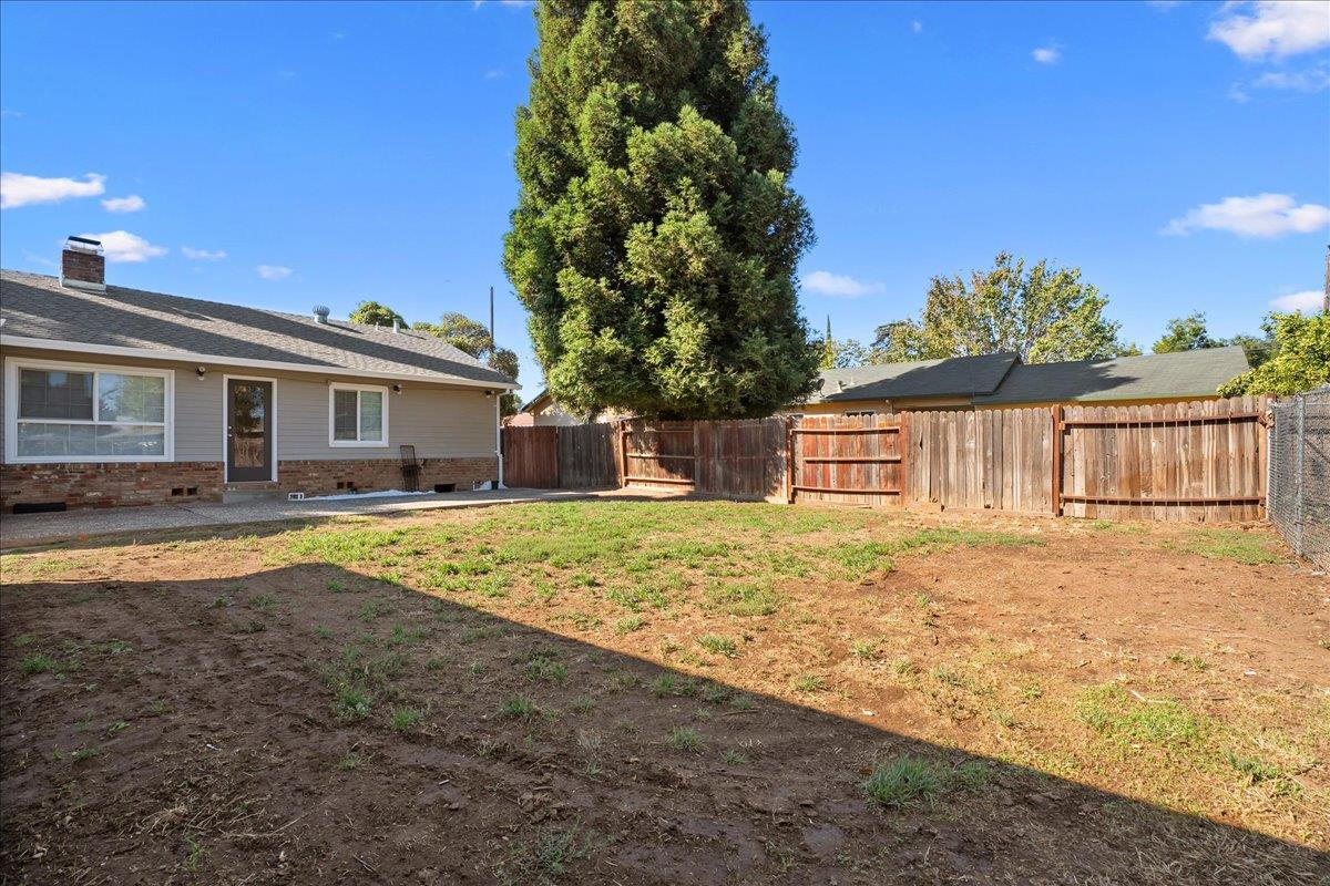 1025 Frederick Street