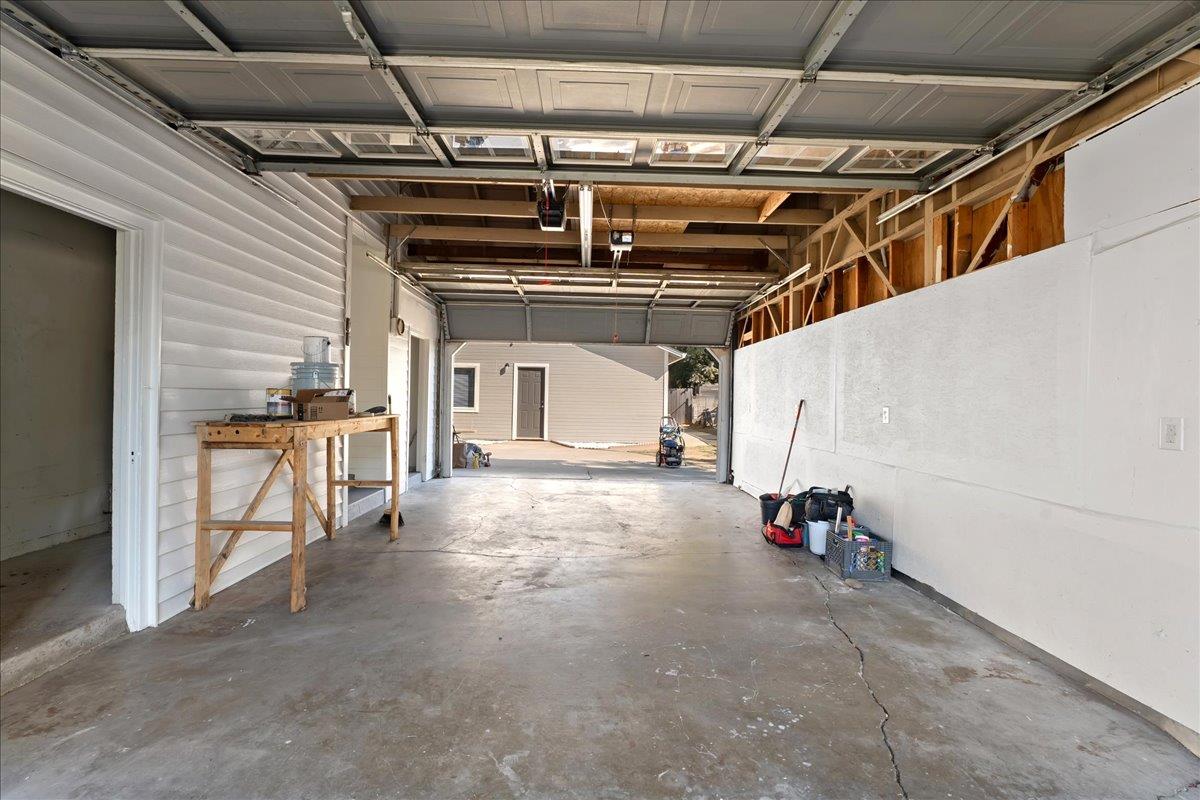 1025 Frederick Street