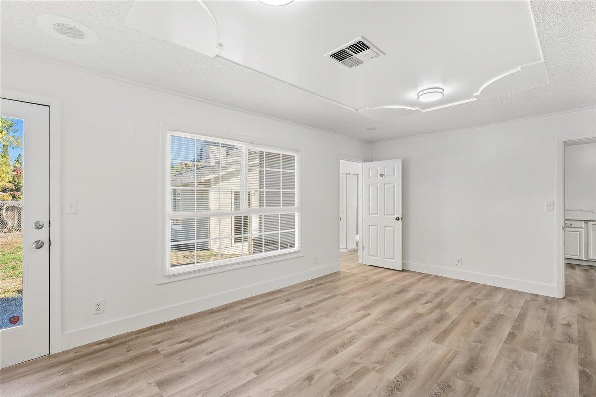 1025 Frederick Street