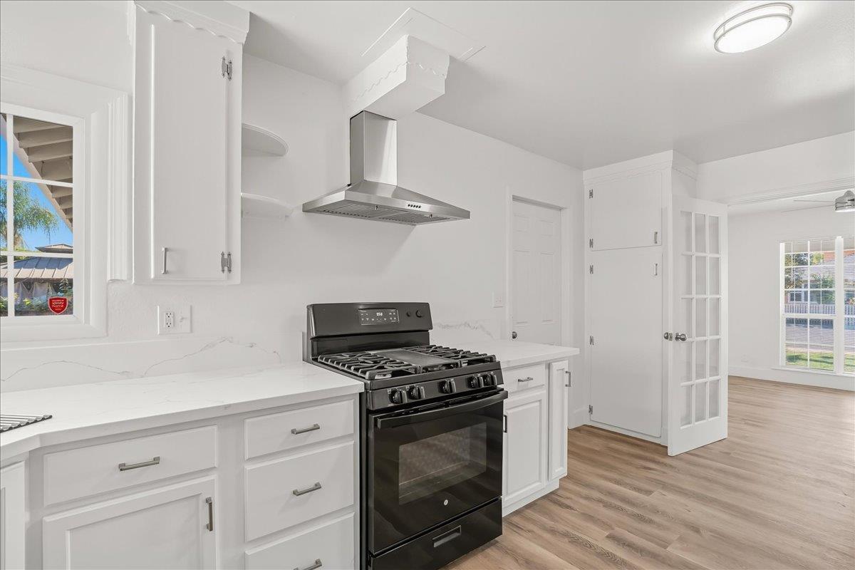 1025 Frederick Street