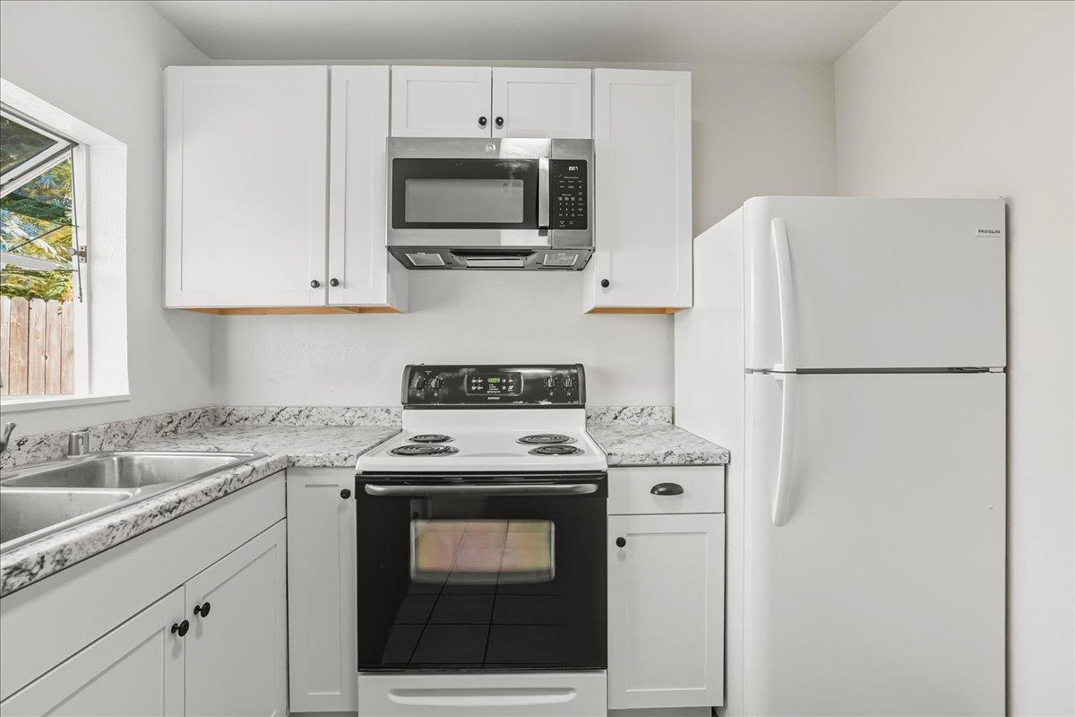 1025 Frederick Street