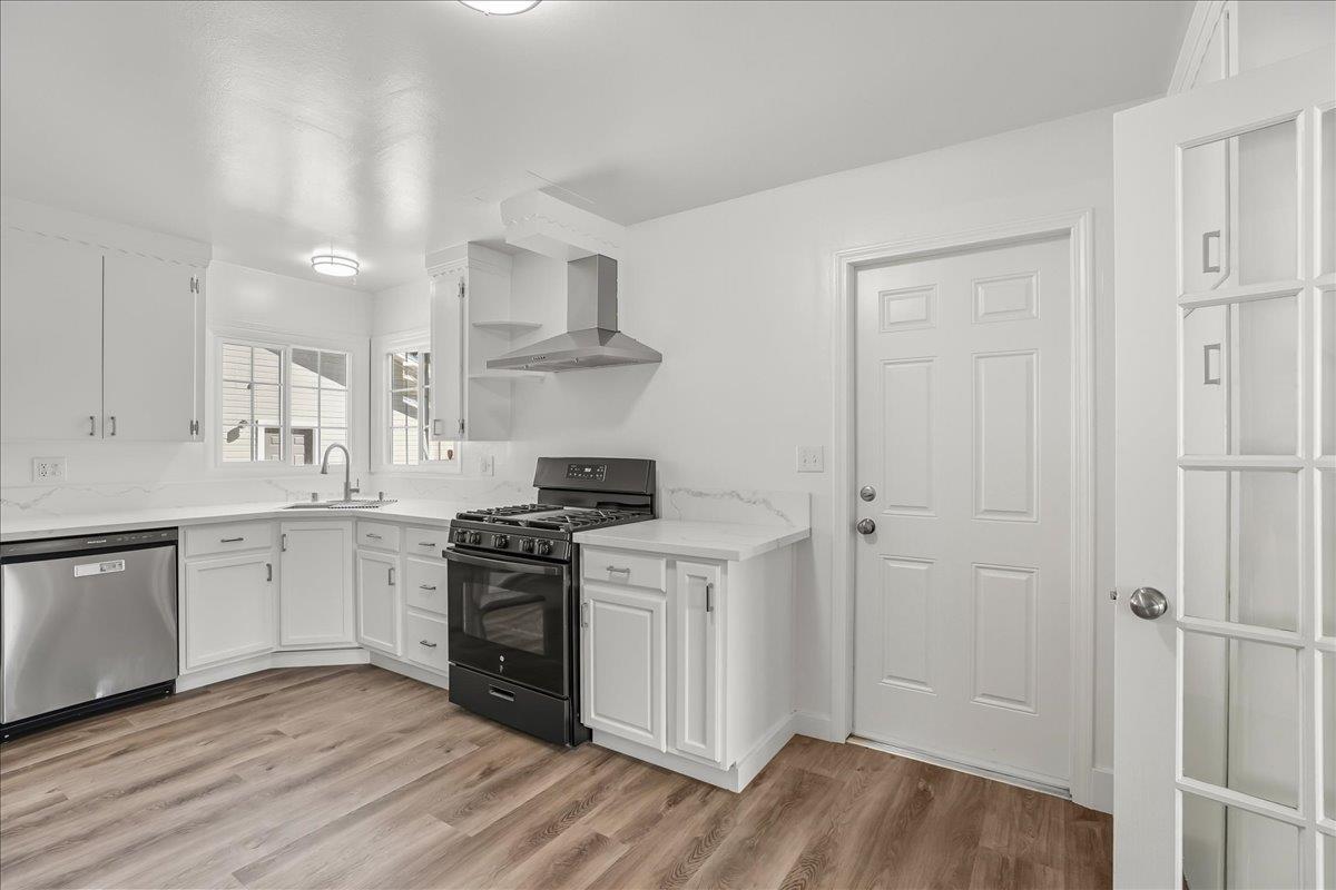 1025 Frederick Street