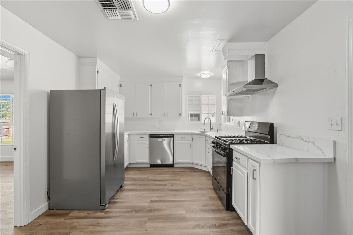 1025 Frederick Street