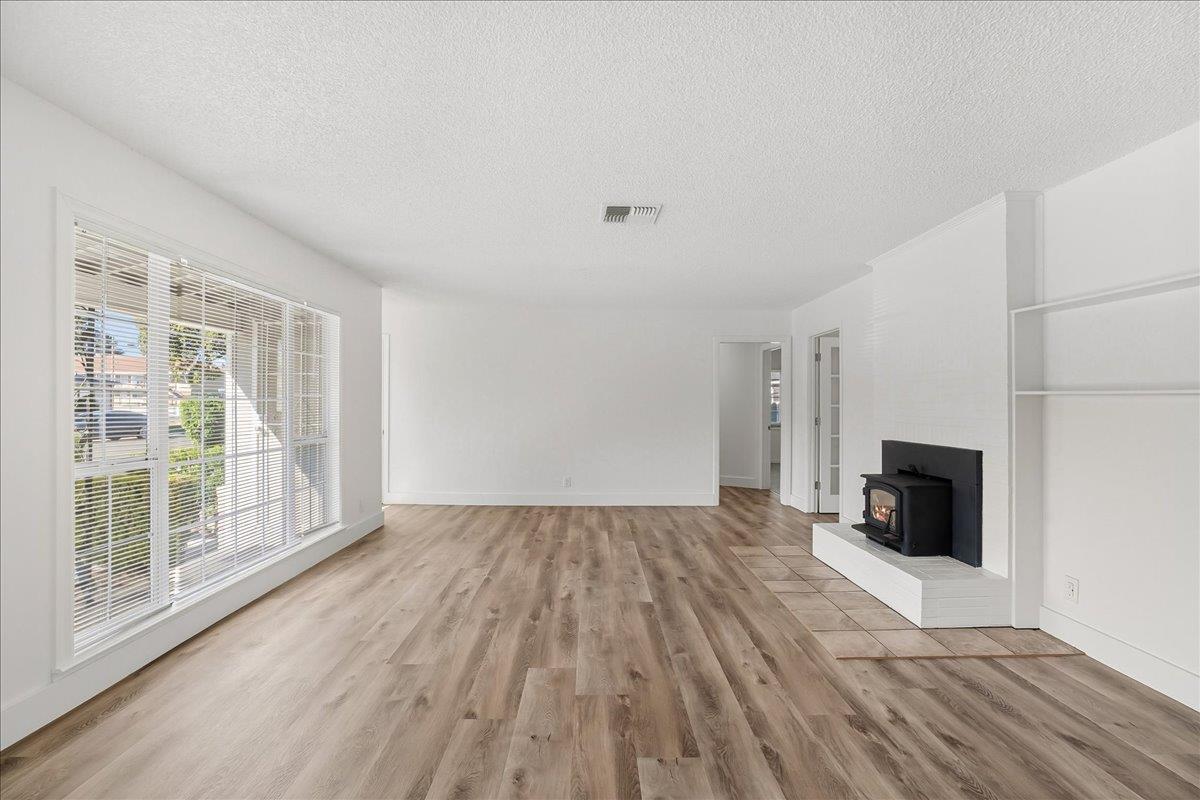 1025 Frederick Street