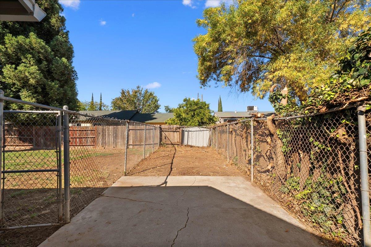 1025 Frederick Street