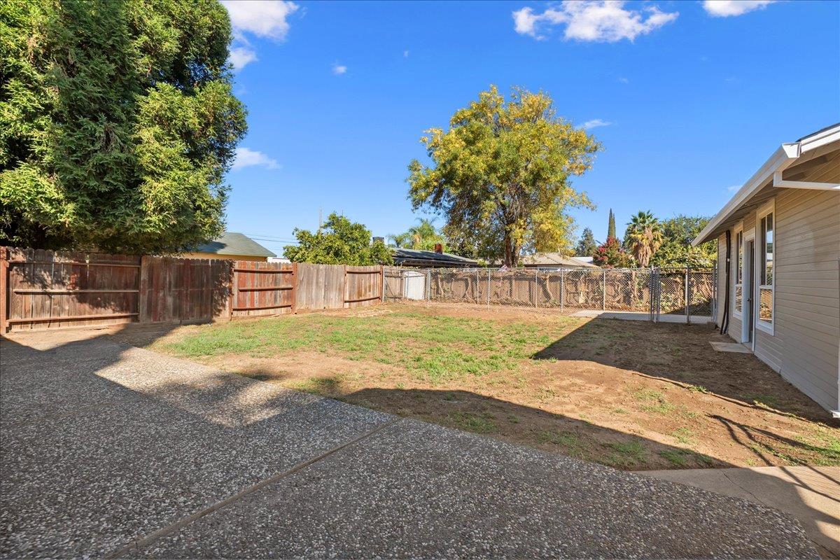 1025 Frederick Street