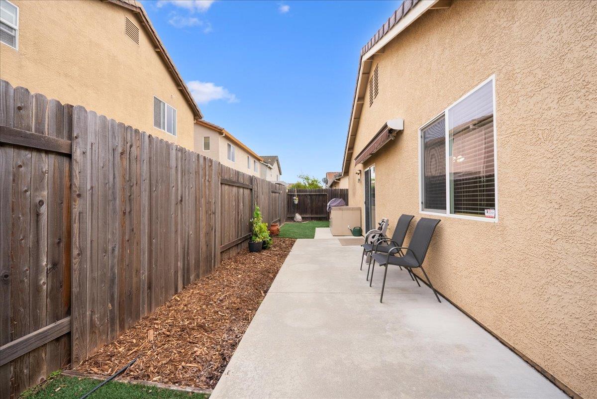 1498 Bushy Tail Street