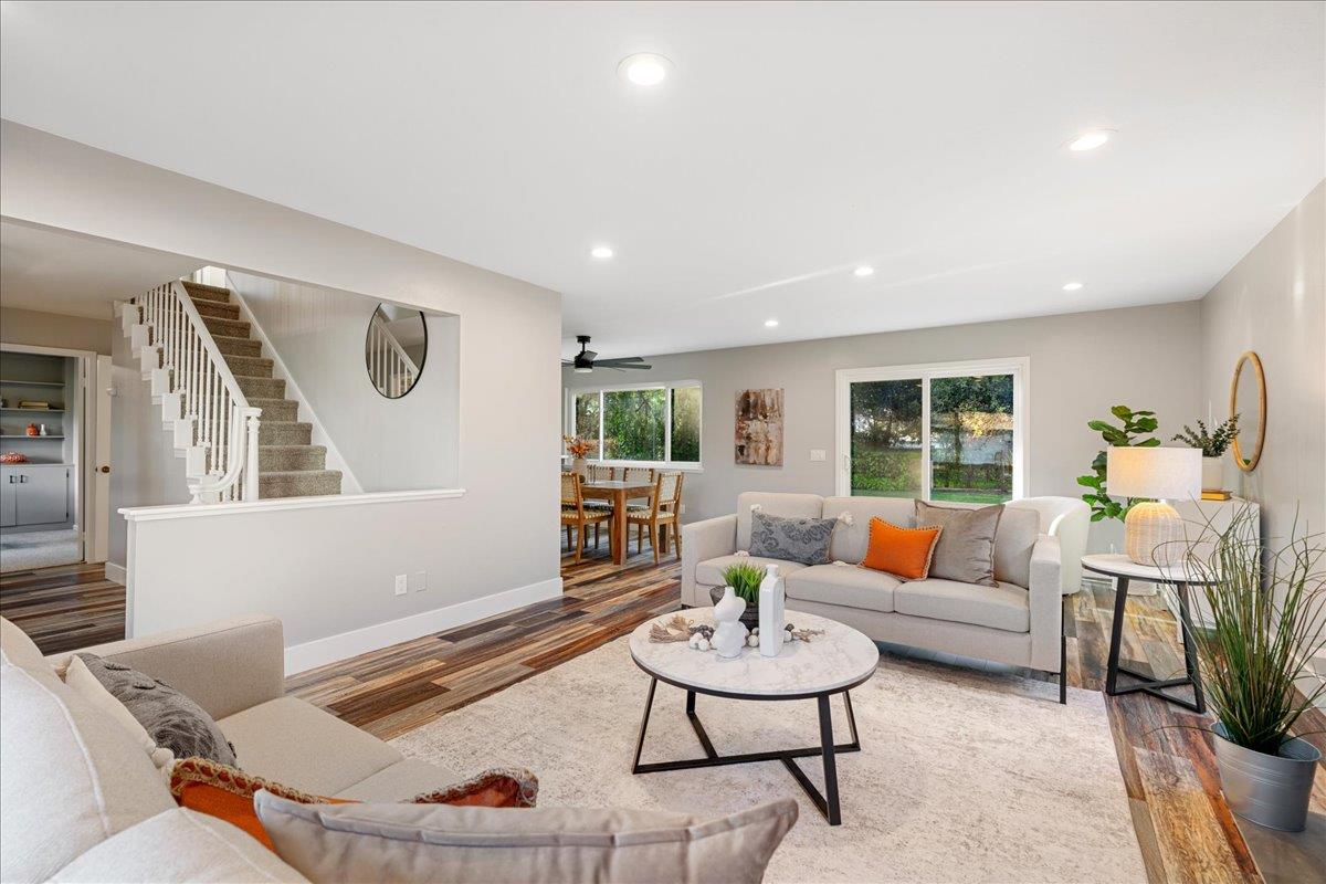 1022 Charleston Circle