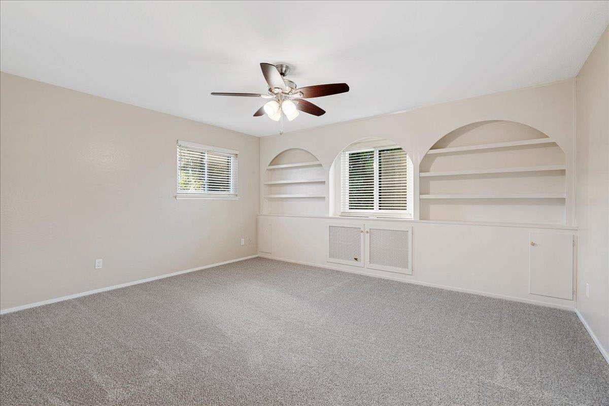 1022 Charleston Circle