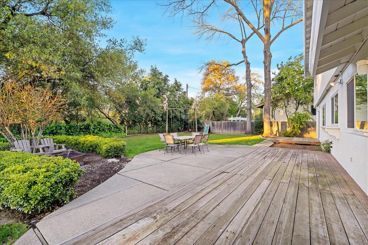 1022 Charleston Circle