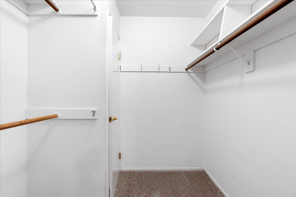 1022 Charleston Circle