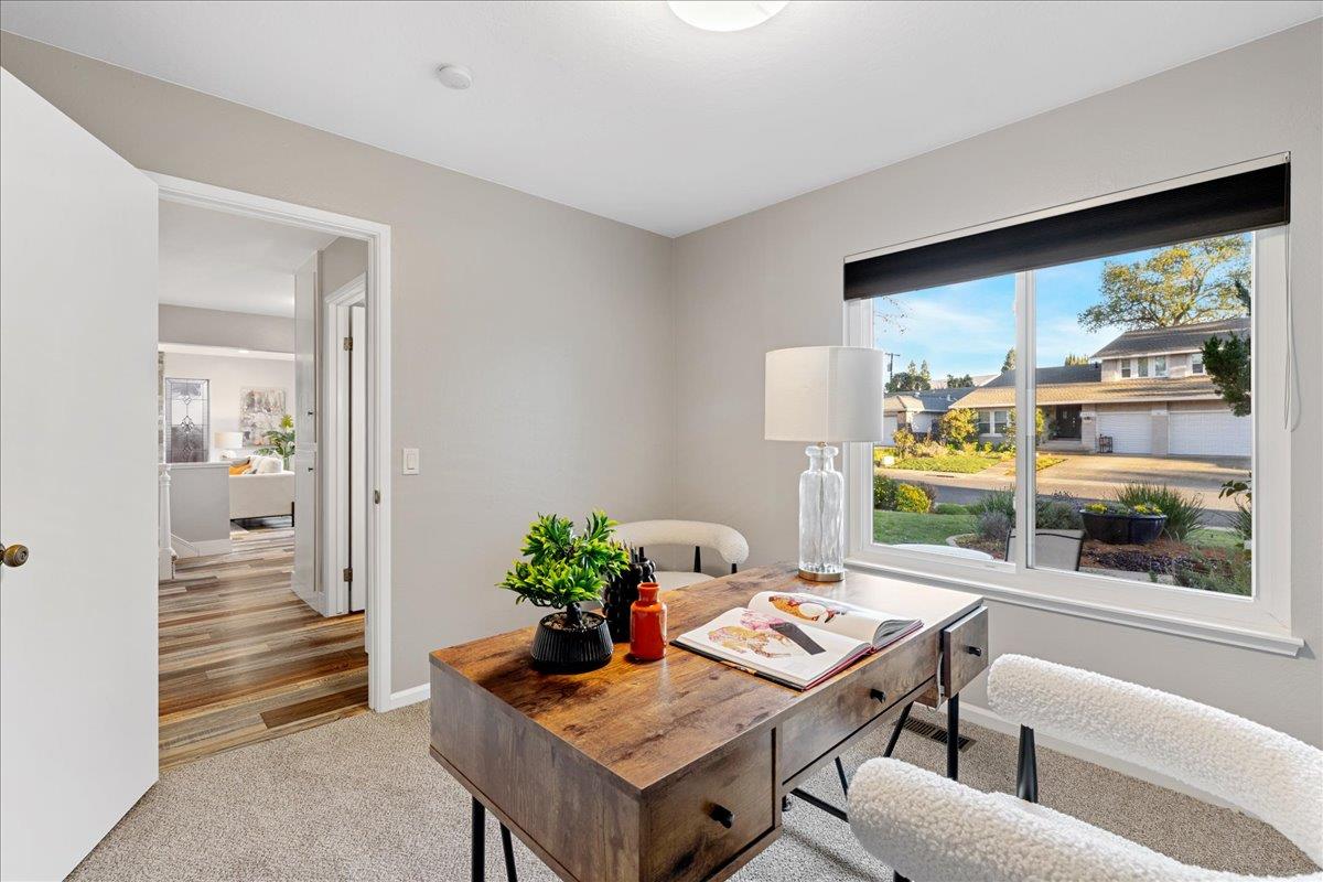 1022 Charleston Circle