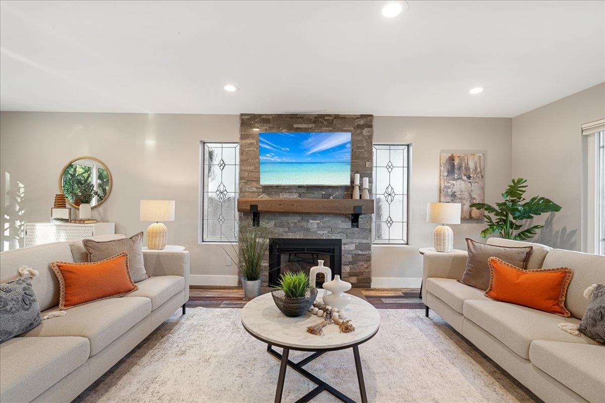 1022 Charleston Circle