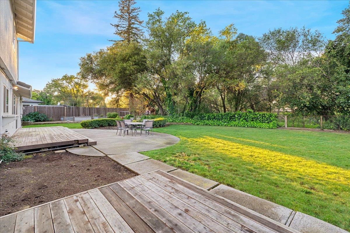 1022 Charleston Circle