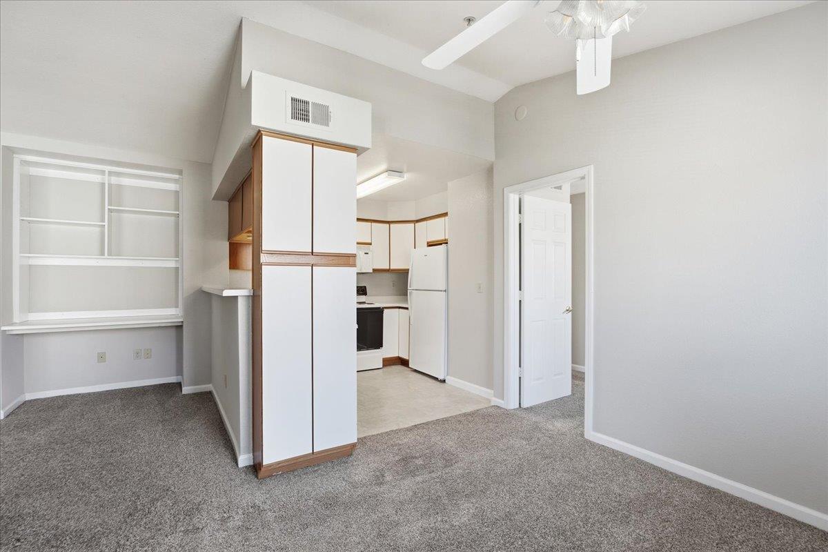 885 Halidon Way 522