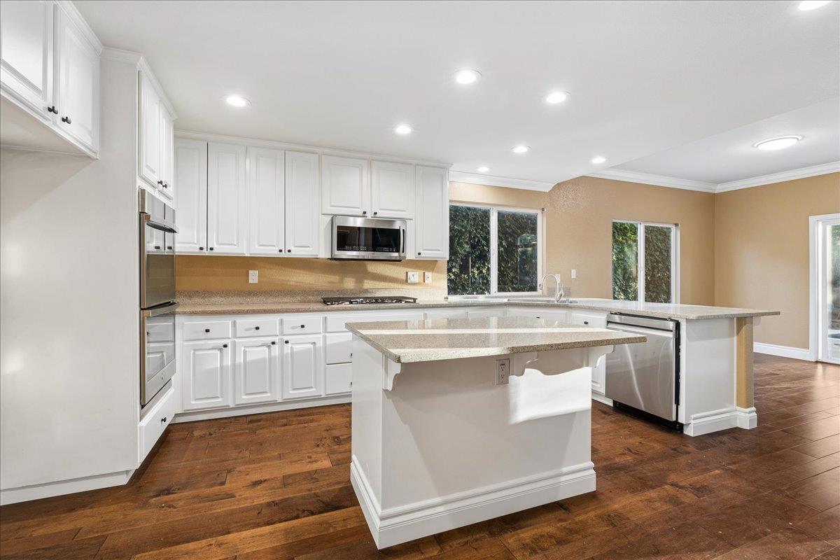 5351 Erickson Drive
