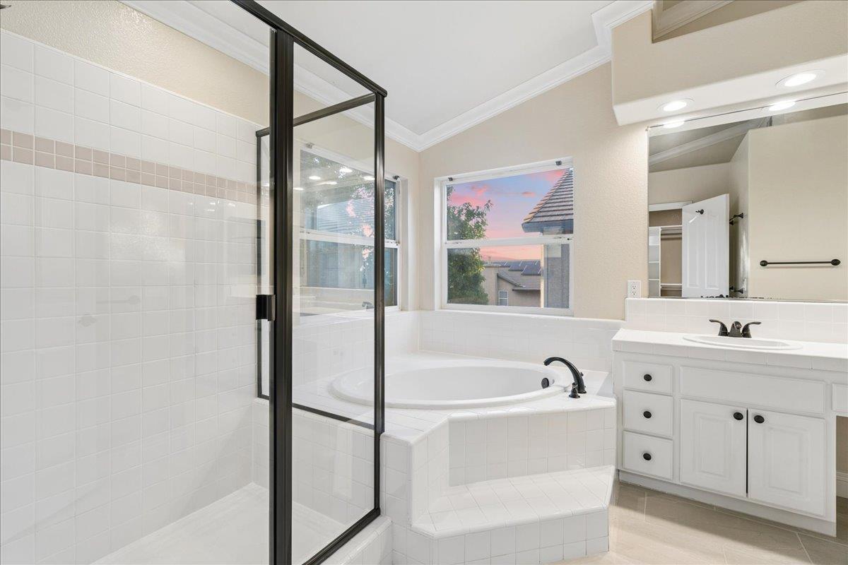 5351 Erickson Drive
