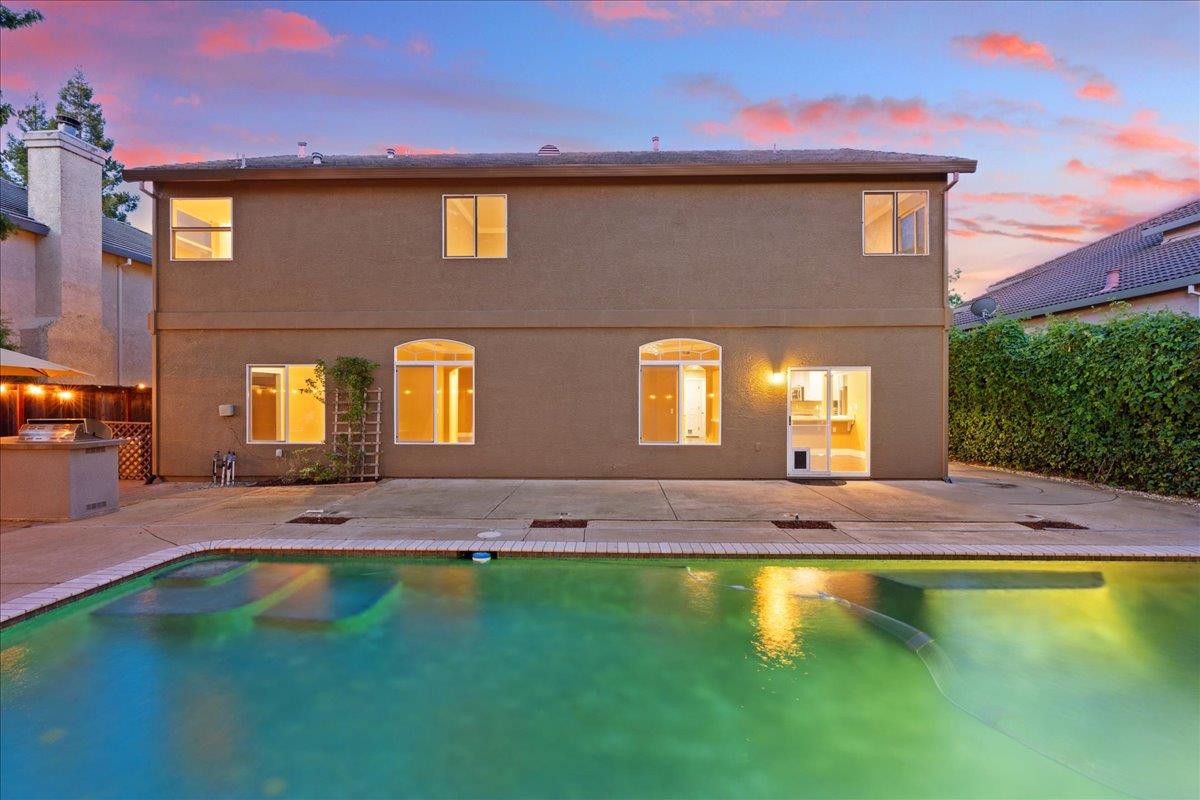 5351 Erickson Drive