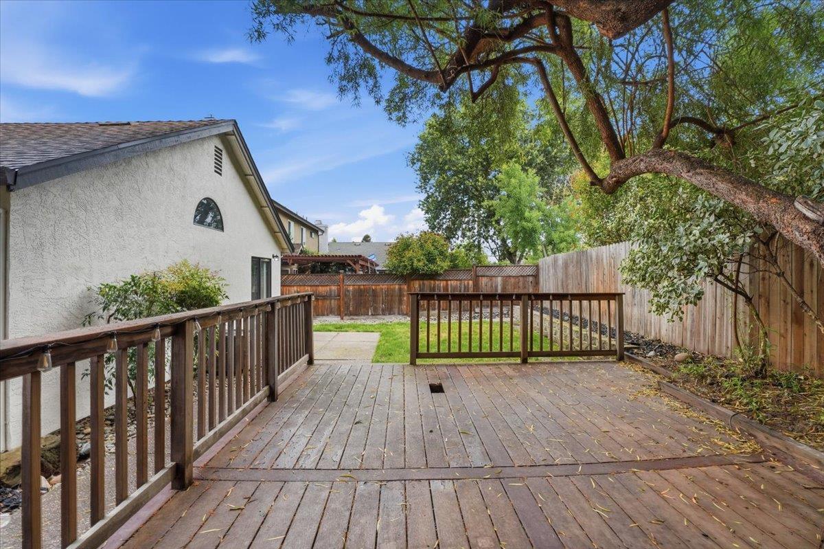 9013 Lanetry Court