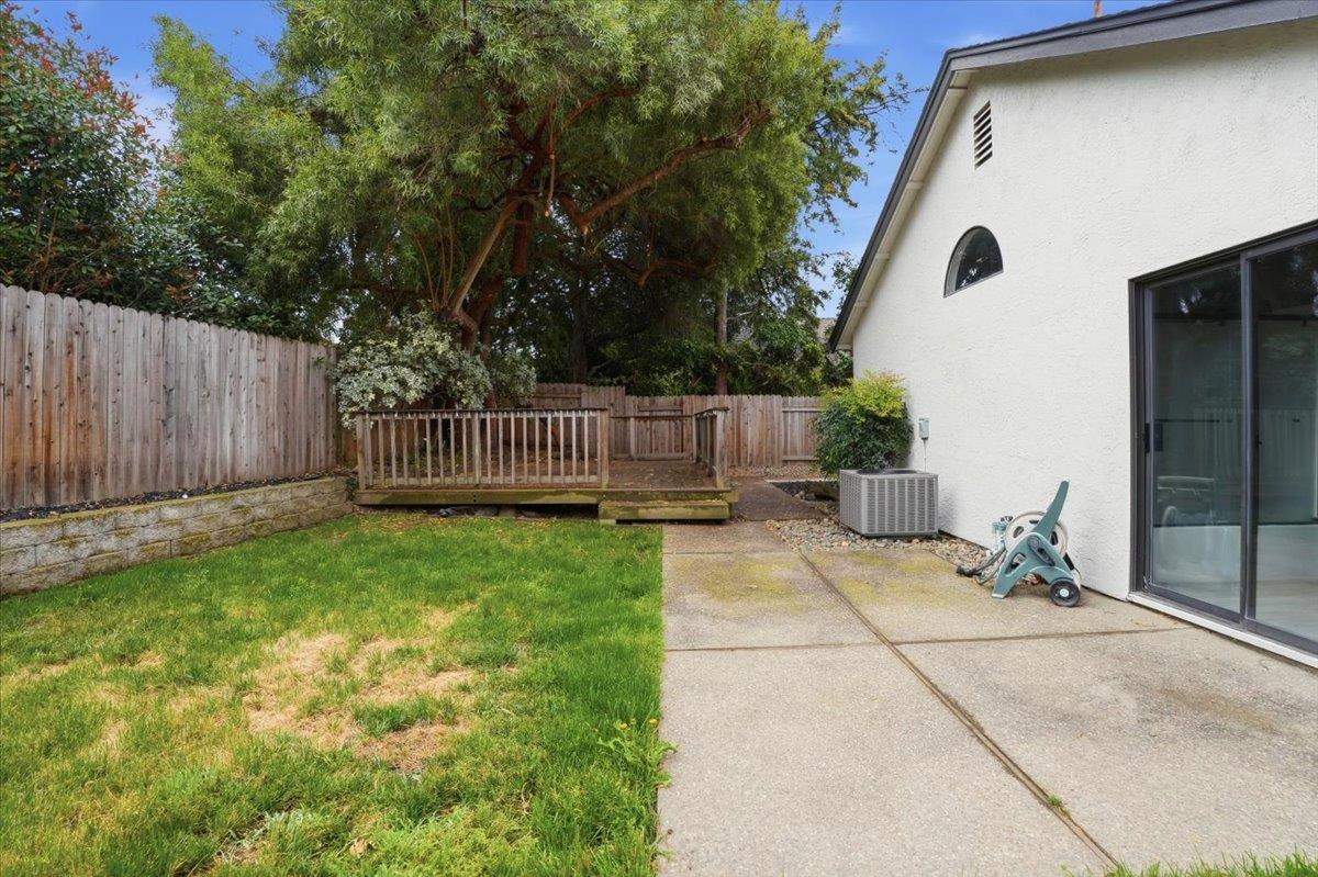 9013 Lanetry Court