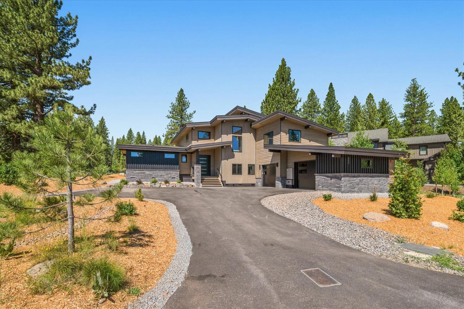 9217 Heartwood Drive