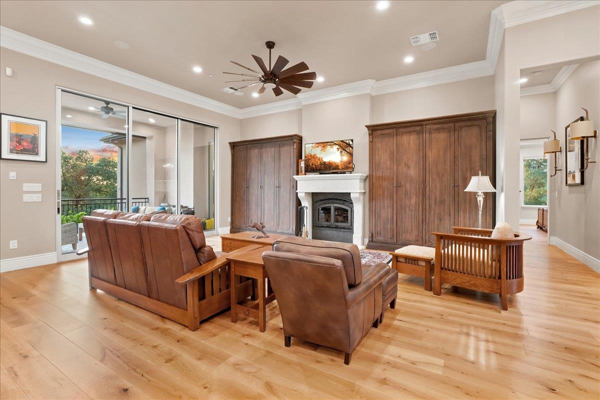 8950 Gilardi Road