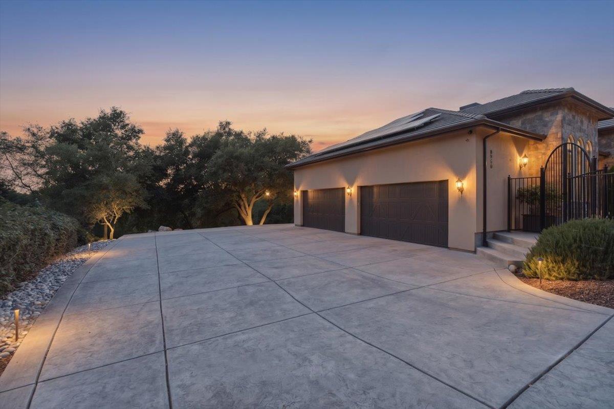 8950 Gilardi Road