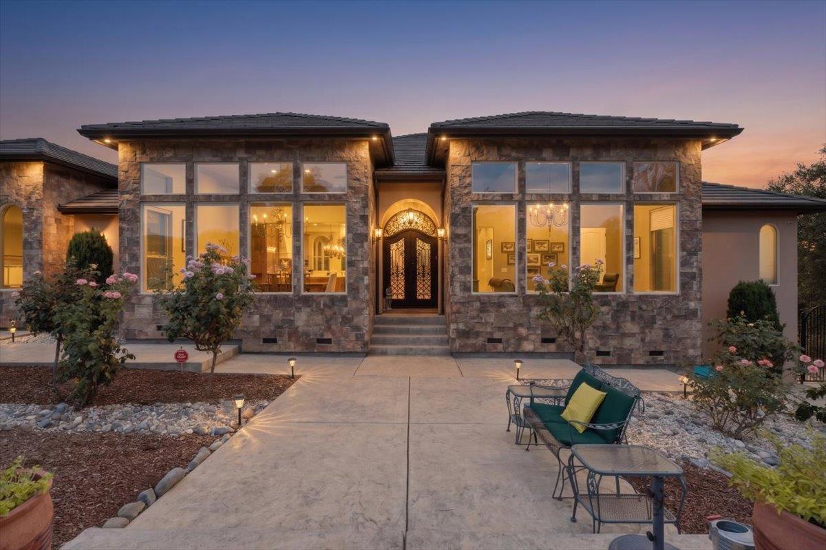 8950 Gilardi Road