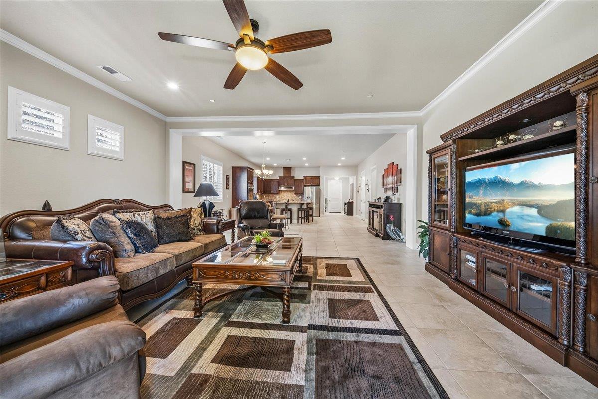 2878 Fantail Lane