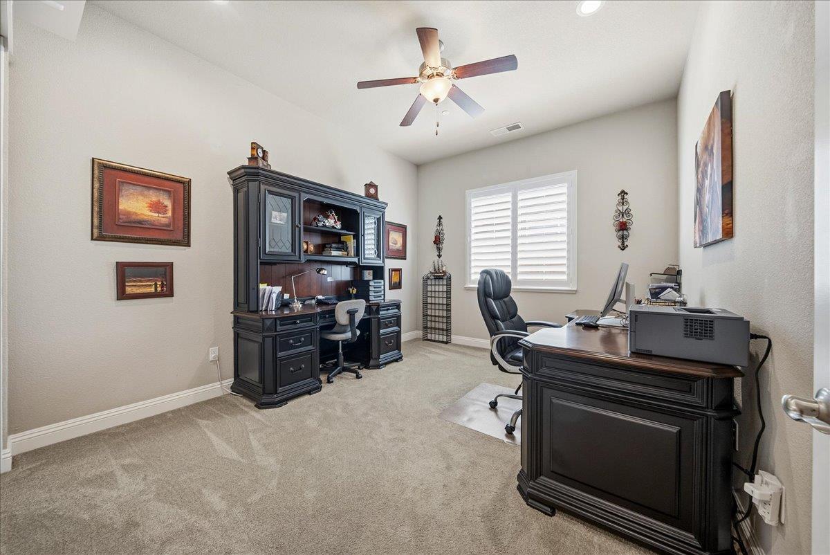 2878 Fantail Lane