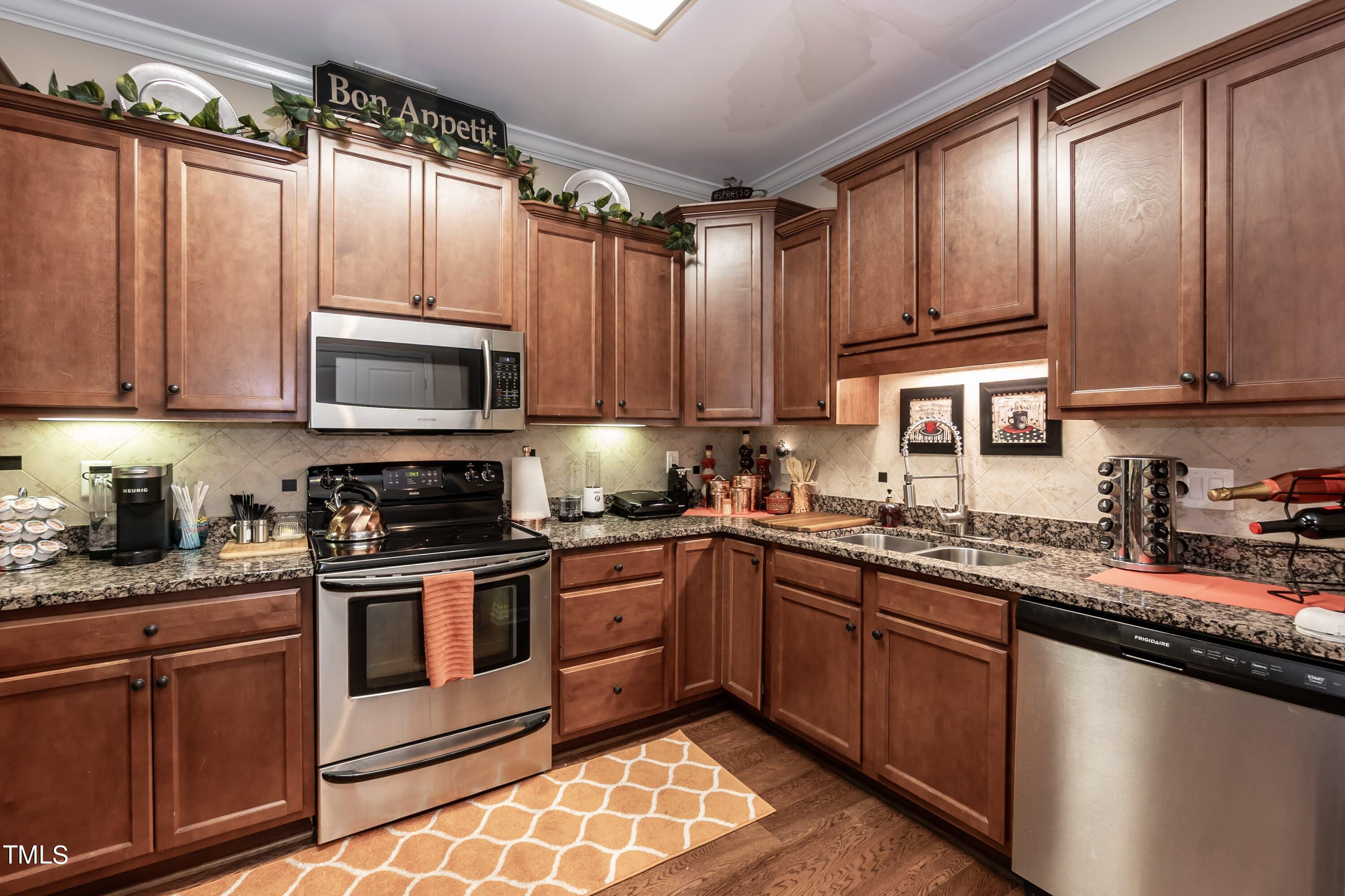 1224 Braybrooke Place