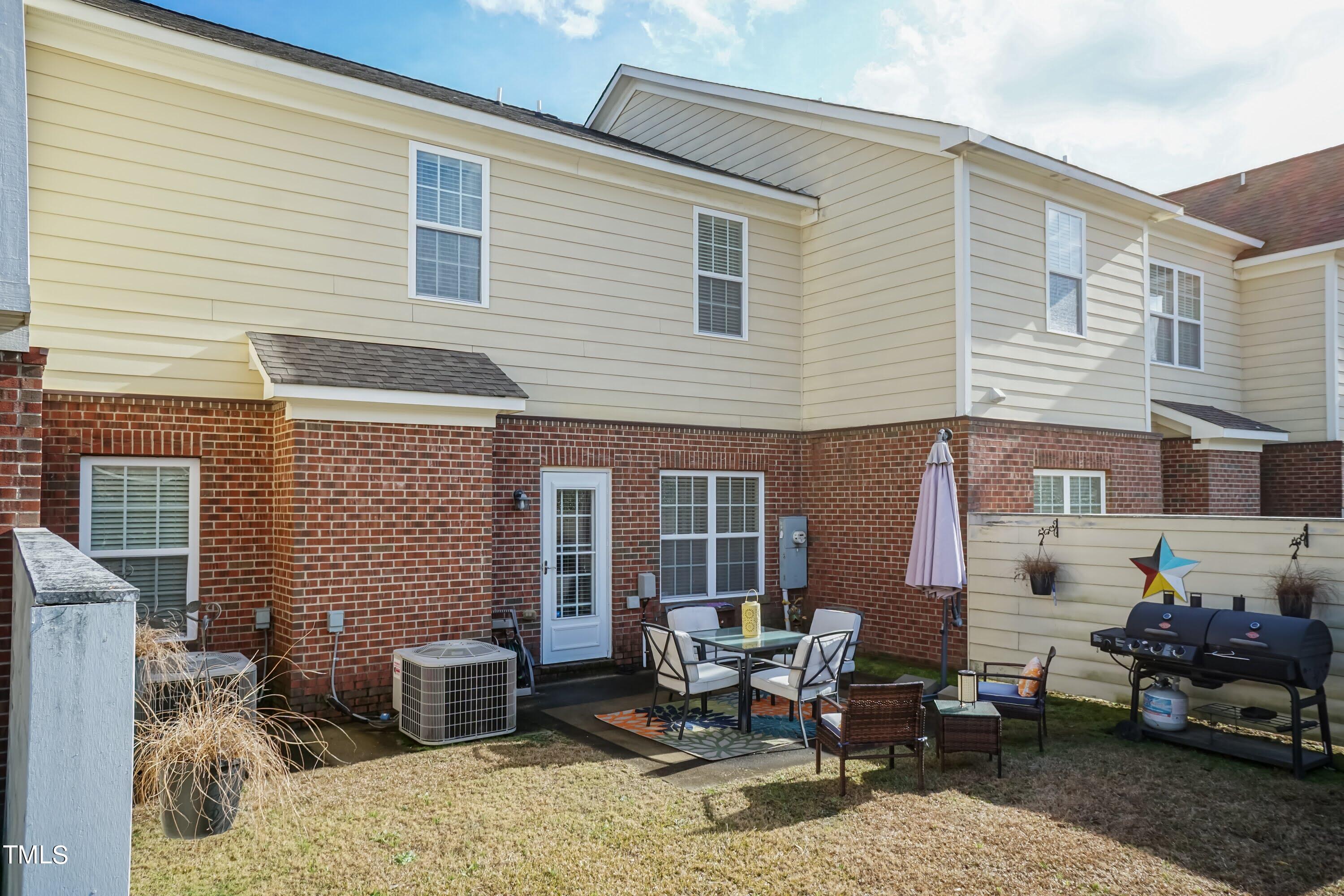 1224 Braybrooke Place