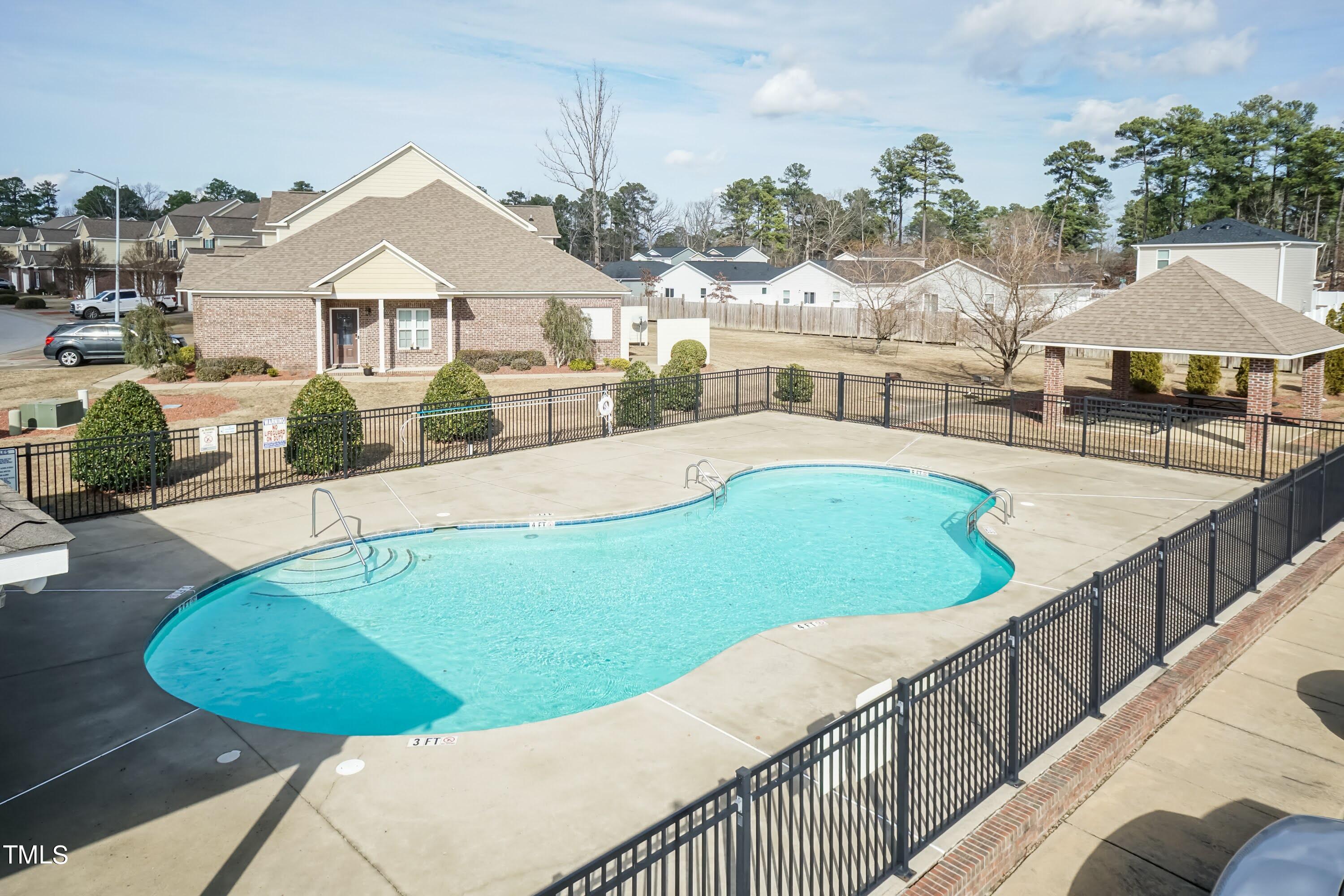 1224 Braybrooke Place