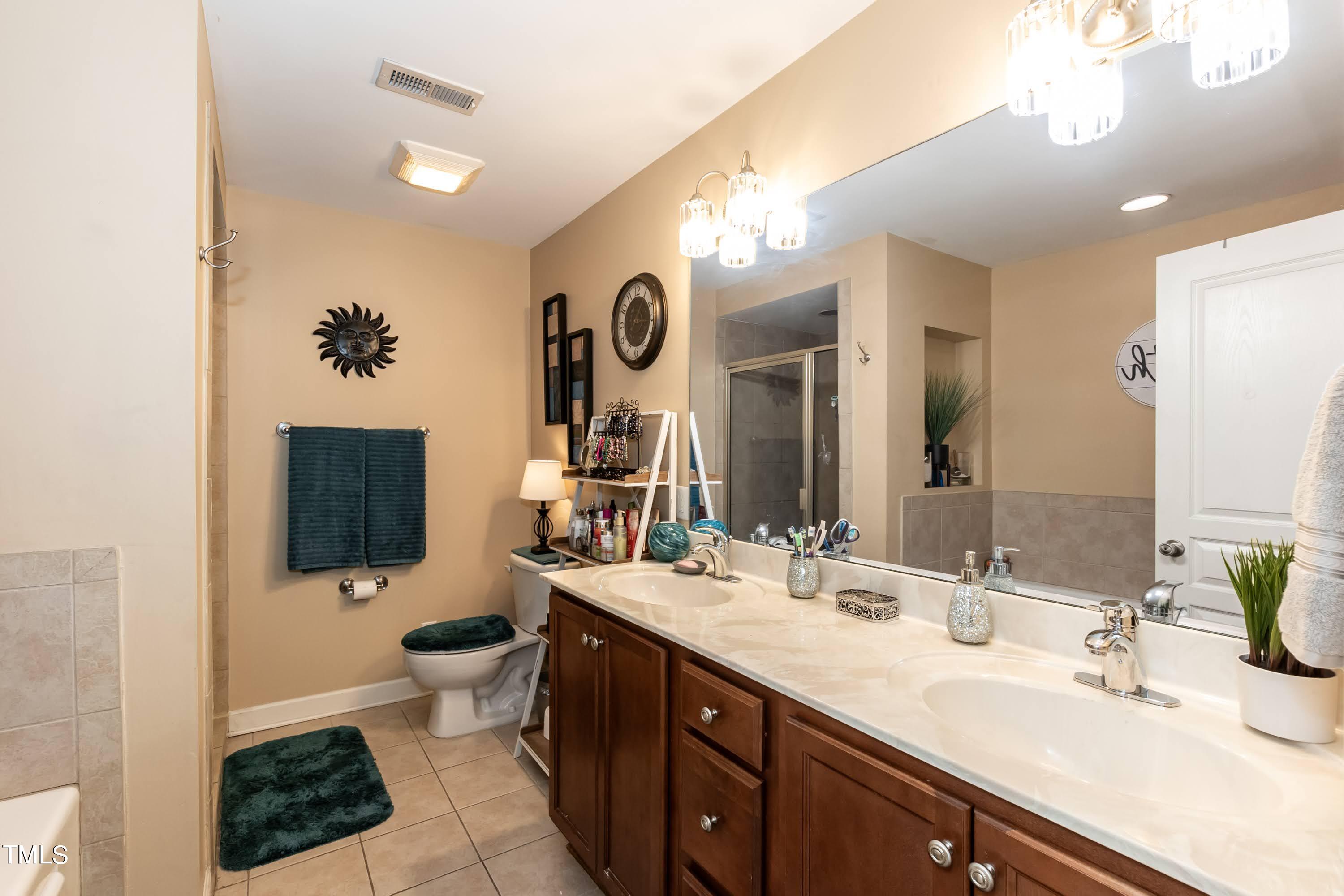 1224 Braybrooke Place