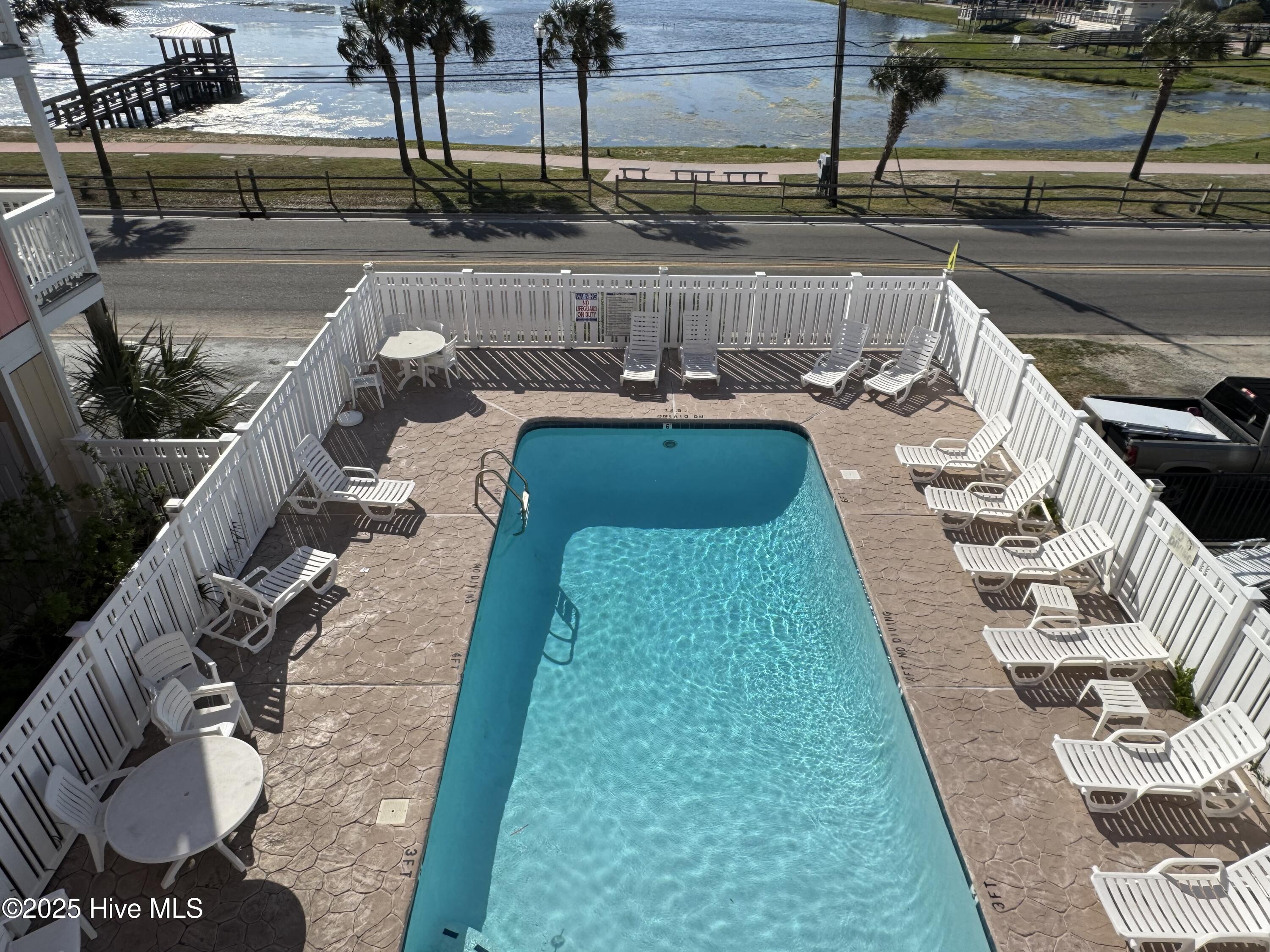 504 Carolina Beach Avenue S Unit: 2l