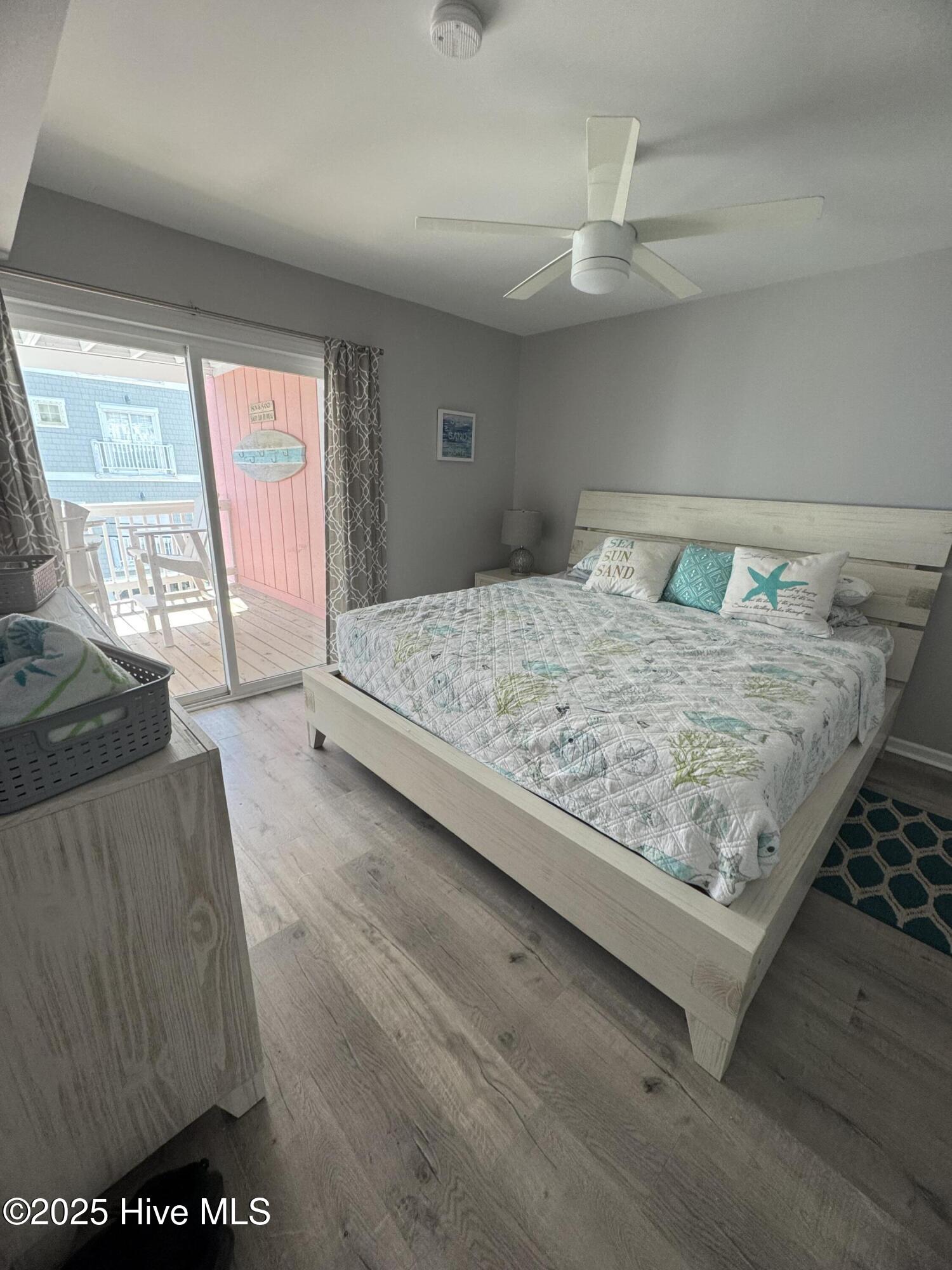 504 Carolina Beach Avenue S Unit: 2l
