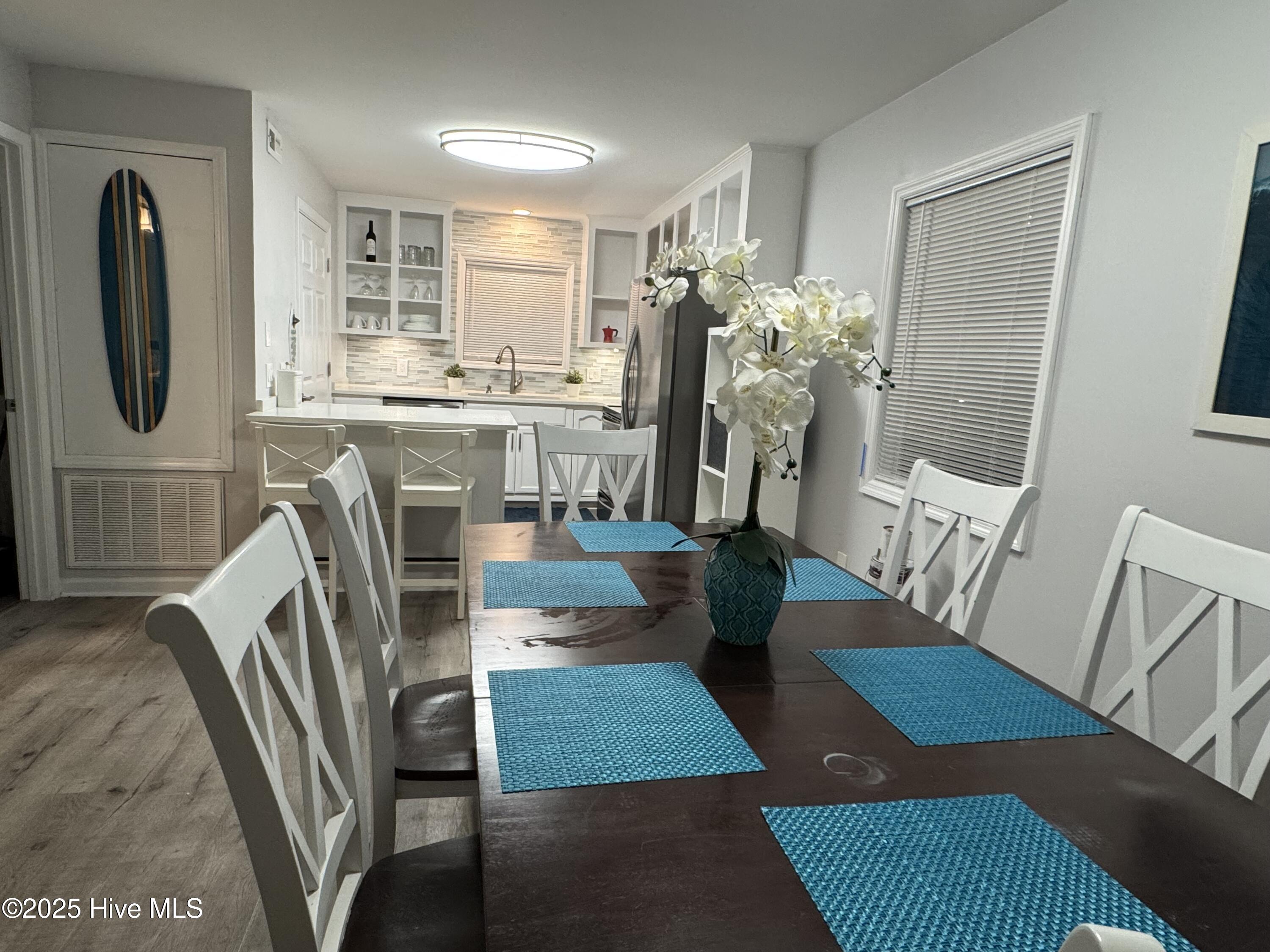 504 Carolina Beach Avenue S Unit: 2l
