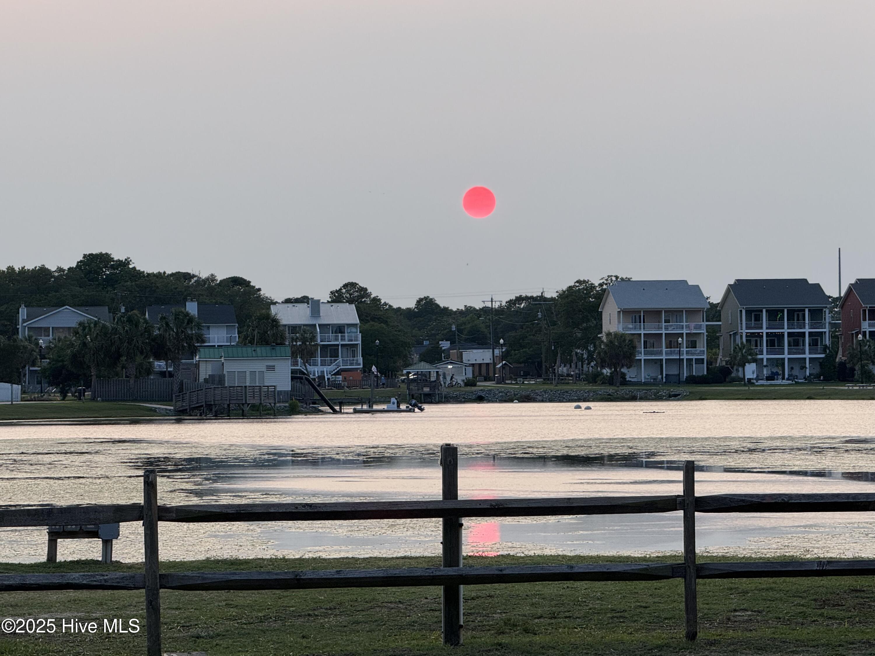 504 Carolina Beach Avenue S Unit: 2l
