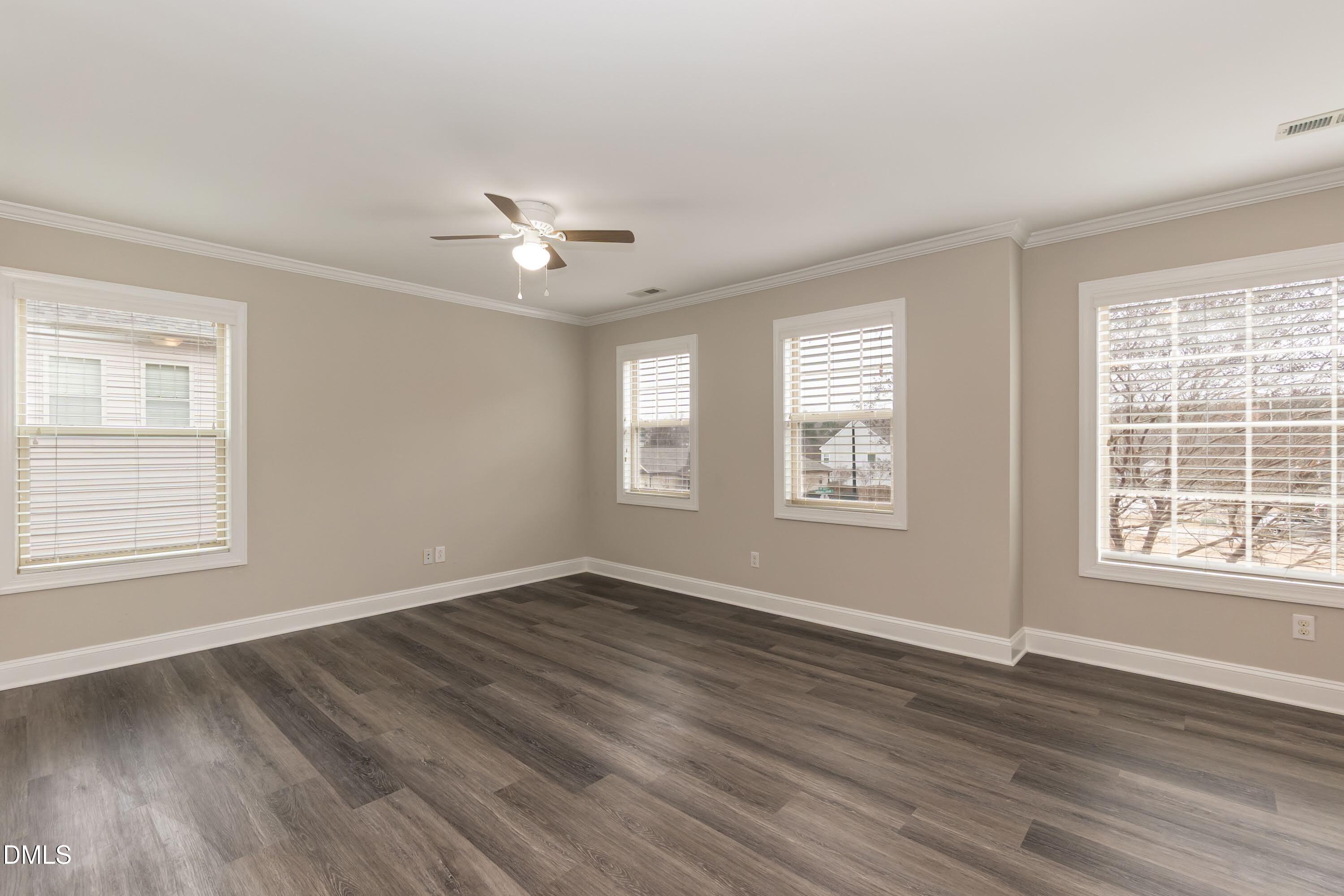 263 Oak Alley Trail