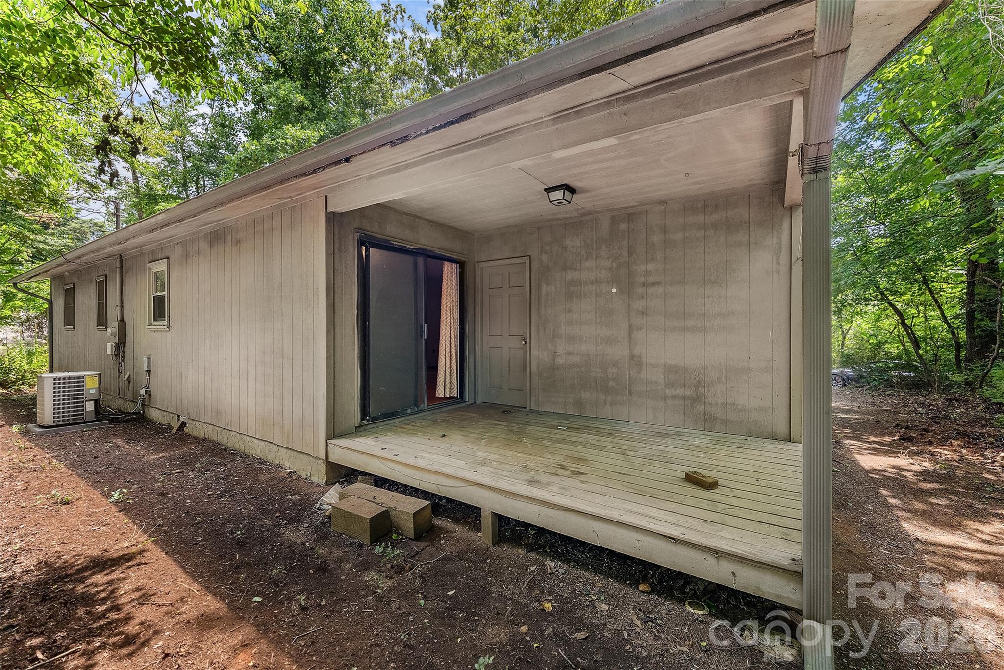 100 Stonewall Avenue