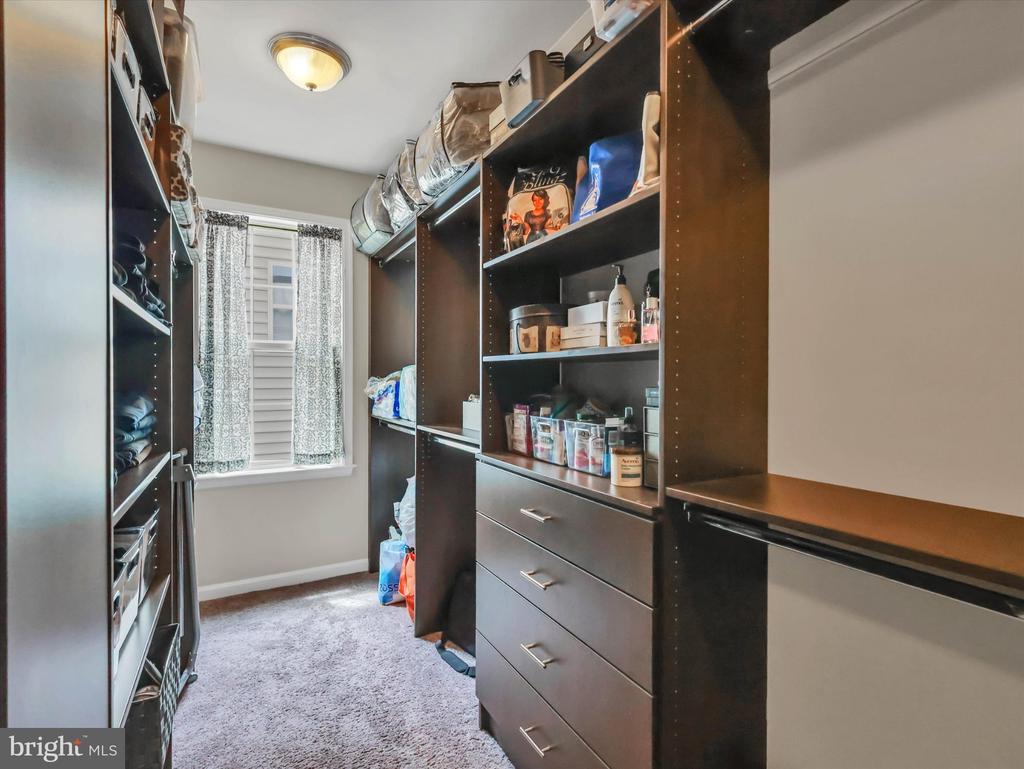 2805 TROTTER PARK LANE