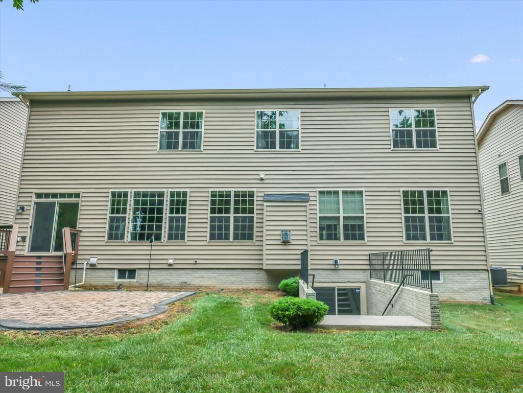 2805 TROTTER PARK LANE