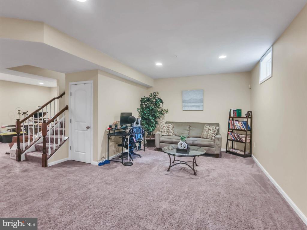 2805 TROTTER PARK LANE
