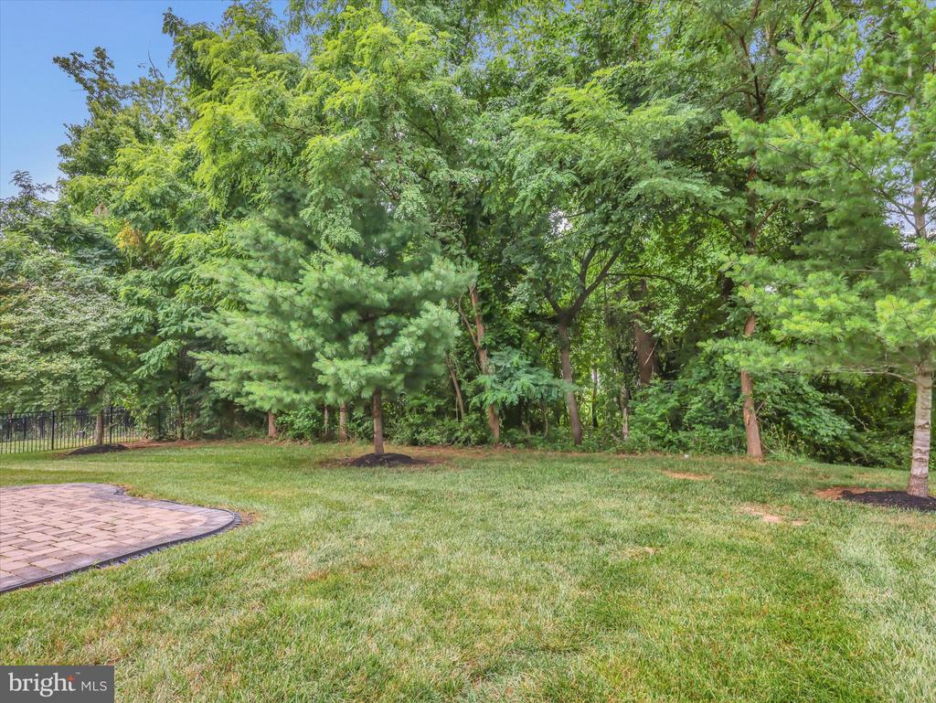 2805 TROTTER PARK LANE