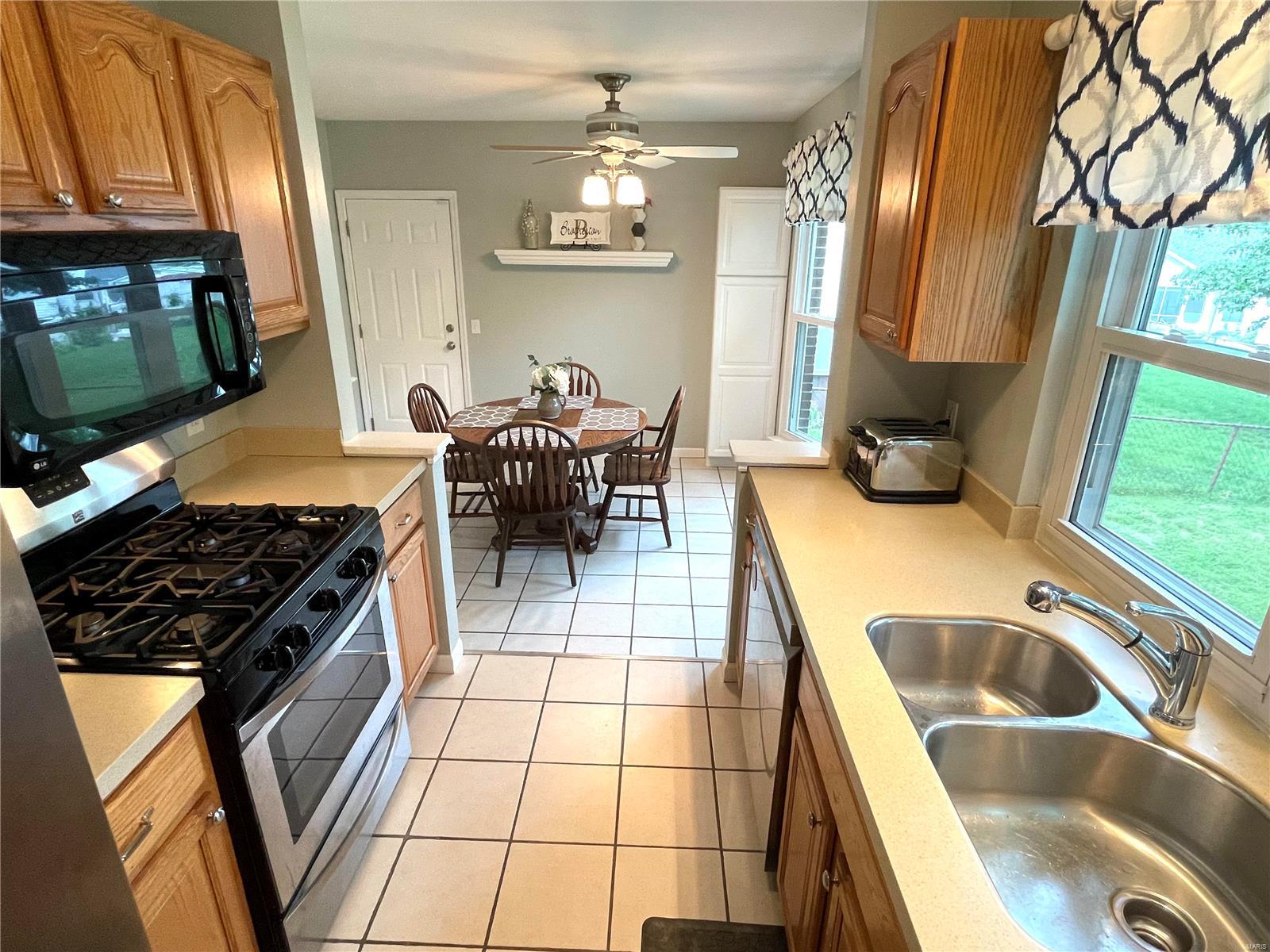 2371 Crestline Drive