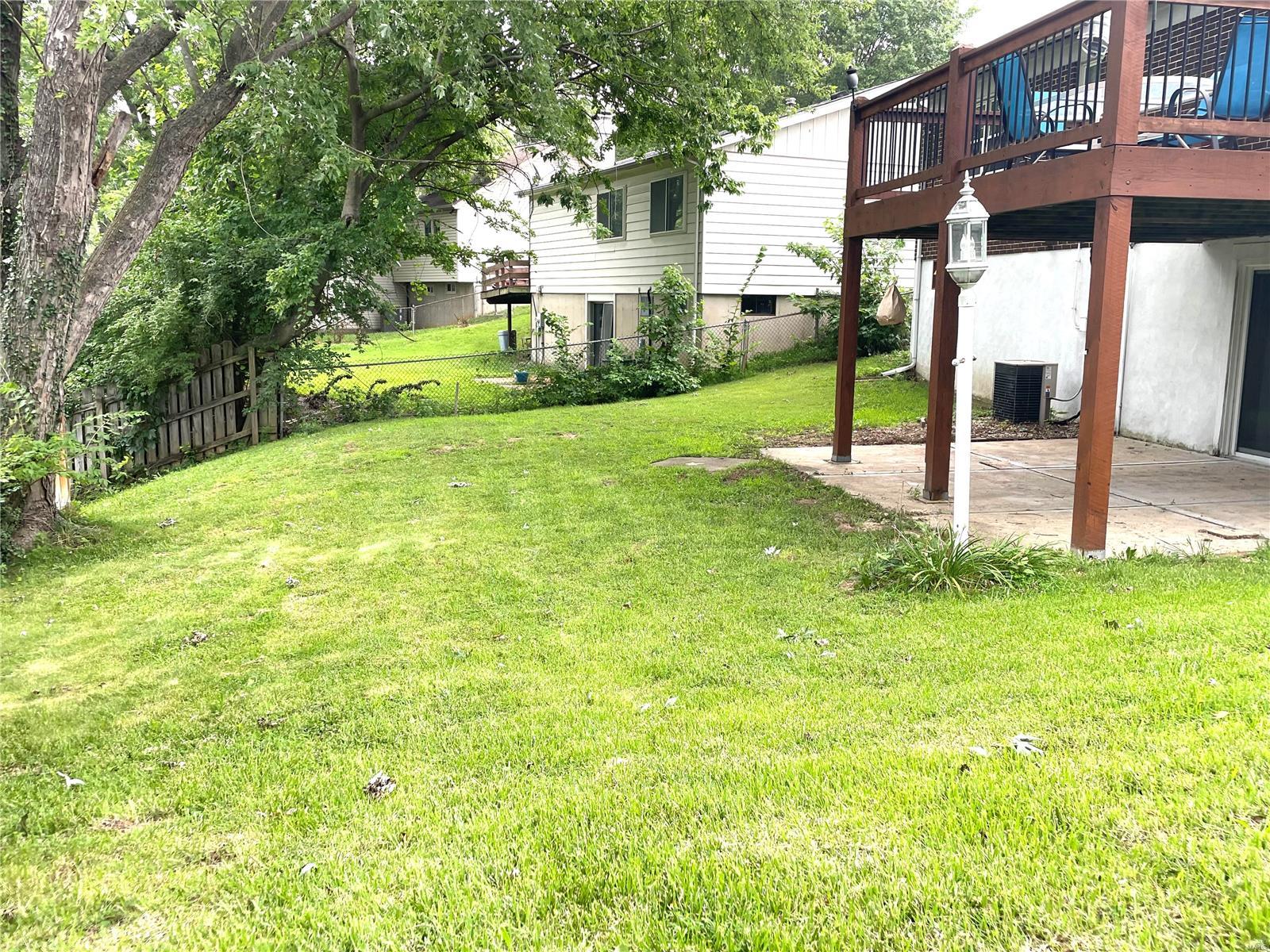 2371 Crestline Drive