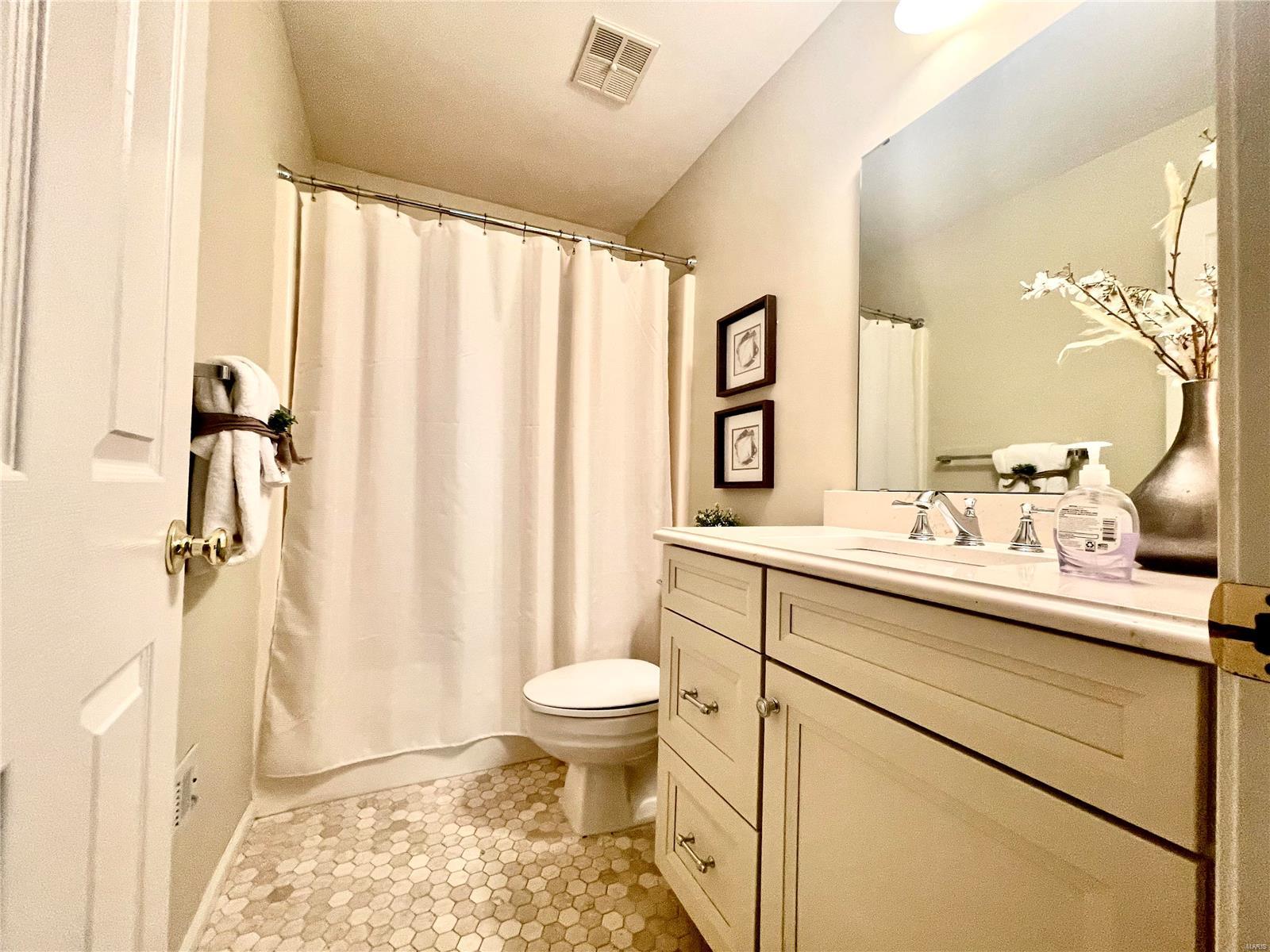 955 Hannafield Court