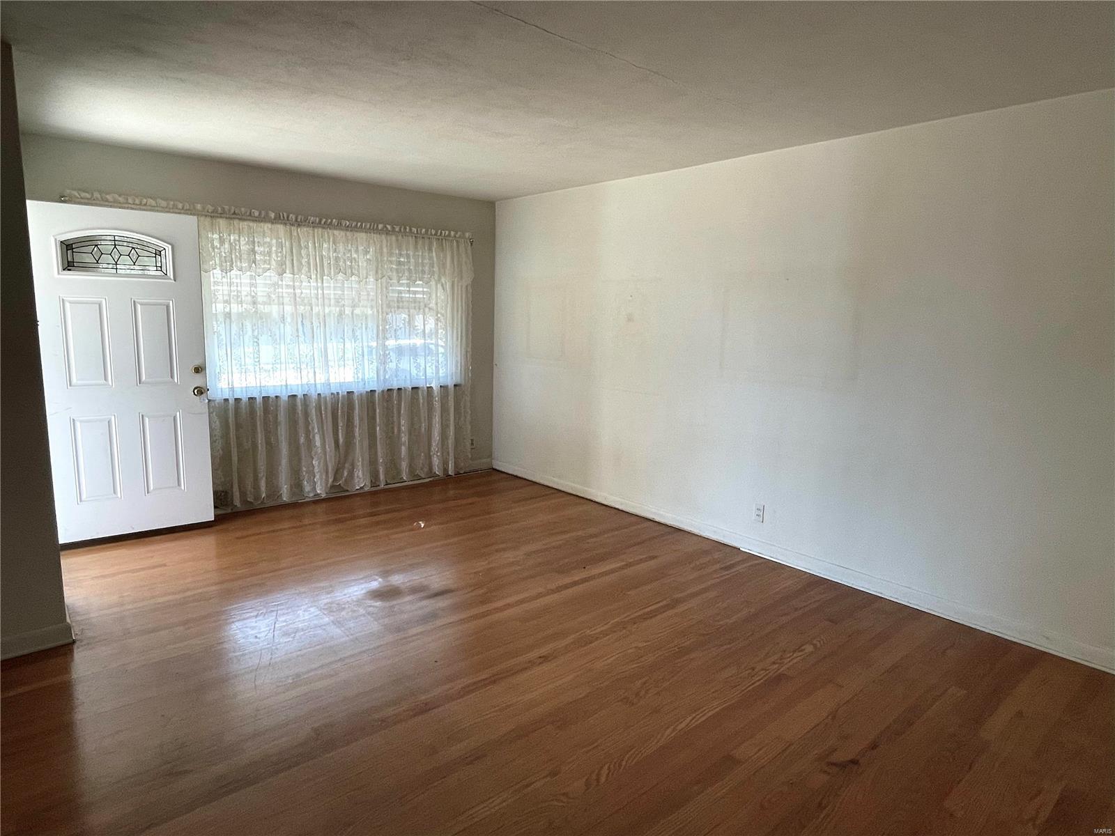 9227 Silvercrest Drive